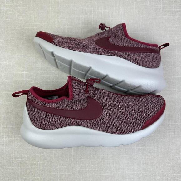 ⚪️ Nike Aptare SE \